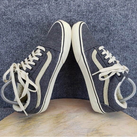 VANS Old Skool Sherpa Womens Size 9 Gray Low Top Sneakers Shoes 721454 - Picture 1 of 12